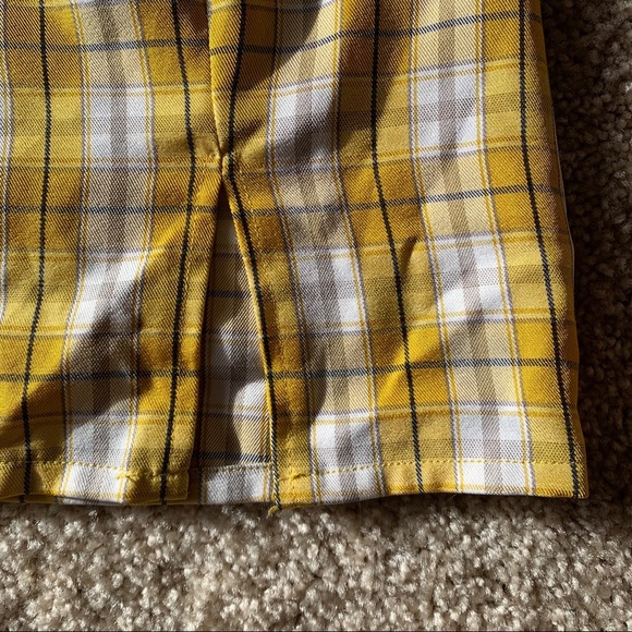 White/Yellow Plaid Skirt 🥇 - Picture 4 of 5